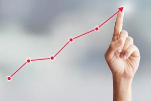 【黄金收盘】又是一波急涨!两大利好加持黄金扶摇直上 这些央行正在买买买、多头的好日子还在后头?