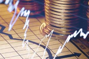 两张图暗示：金价短期前景看涨、长期恐仍有暴跌空间 投资者该如何获利了结？