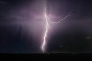 6分钟成交25亿美元！鲍威尔究竟讲了些什么？美元飞流直下、黄金暴拉逾20美元