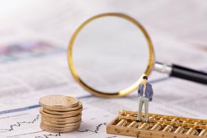 荷包不涨物价涨！投信：顺势聚焦贵金属、房地产与大宗商品 美国迎“最贵”感恩节晚餐