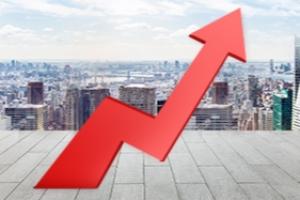 眼下像极了上世纪60年代末和70年代初？超级大多头：警惕“黑天鹅”意外起飞 黄金料将飙升至1万美元、白银剑指500美元