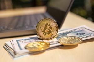 加密货币拉扯黄金涨势！加拿大机构：金价上半年升幅空间有限 比特币似乎不会退潮