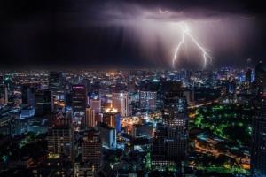 美国PPI措手不及！通胀见顶警讯响起 金价呈V型反弹姿态 美元卖压跌破关键支撑 原油高点回落