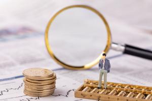 黄金真能避险？比特币与ARKK基金崩溃 金价却展现明显历史价值 技术分析师：两者难相比