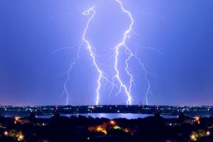 金市展望：多头爆发的希望破灭！下周非农强势来袭 黄金或面临大跌60美元风险