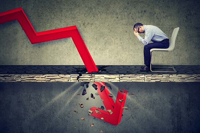 【黄金收评】怎么回事！？黄金创新高后突然大变脸 金价较高位一度暴跌近78美元